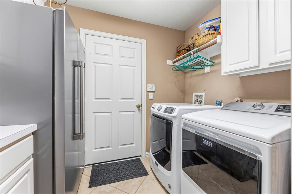 919 Quarry Oaks Drive, Fairview, TX 75069