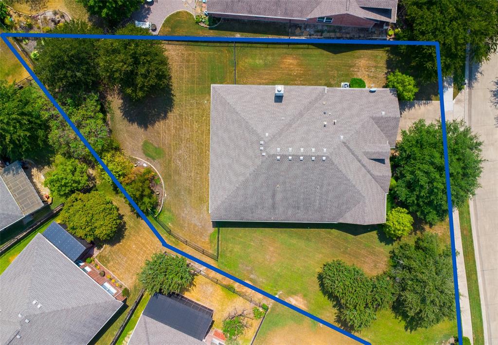 919 Quarry Oaks Drive, Fairview, TX 75069