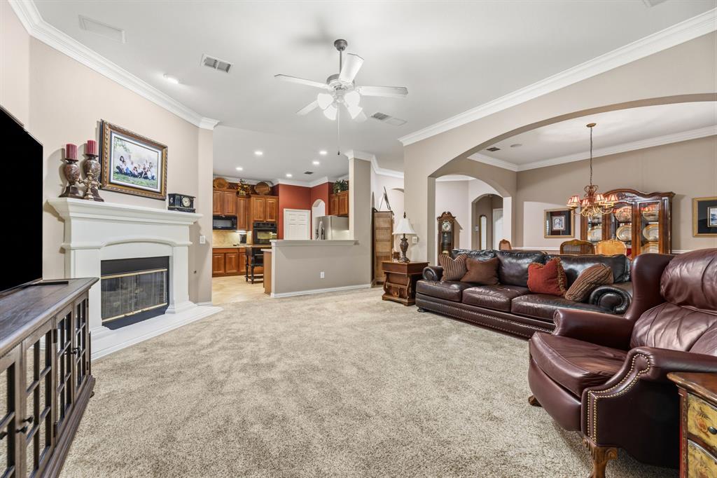 919 Quarry Oaks Drive, Fairview, TX 75069
