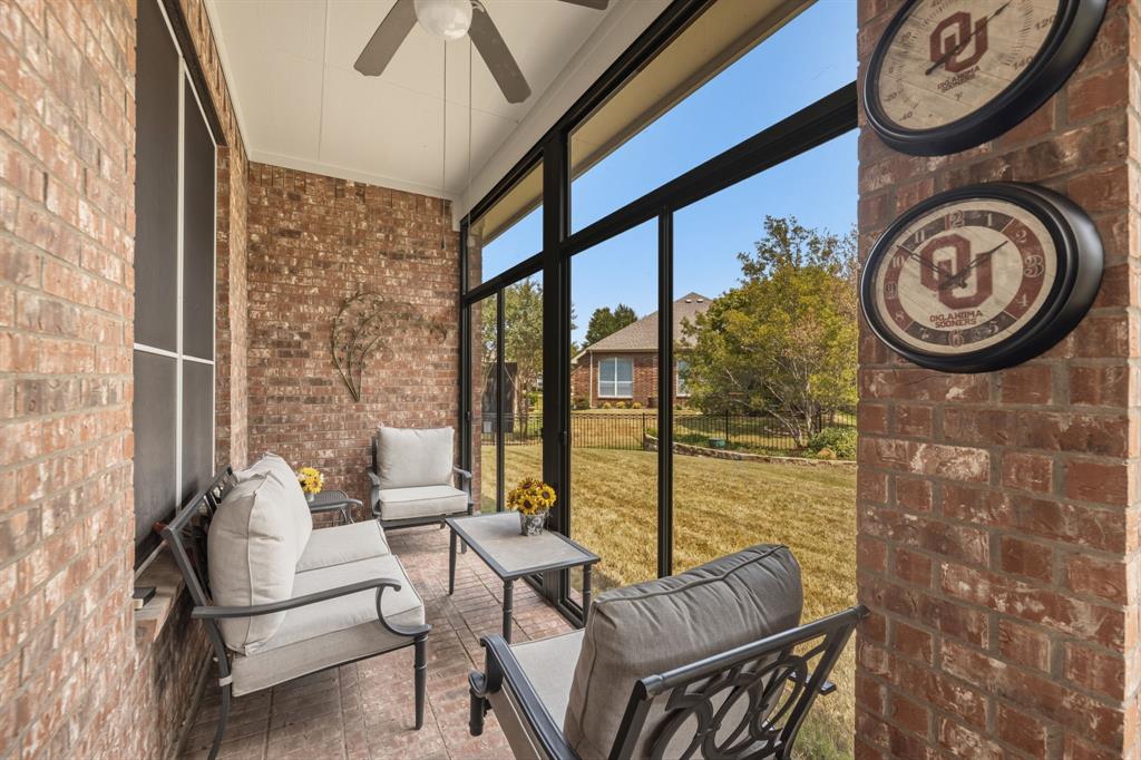 919 Quarry Oaks Drive, Fairview, TX 75069