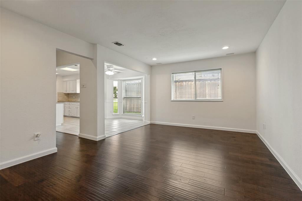 2013 Pleasant Valley Drive, Plano, TX 75023