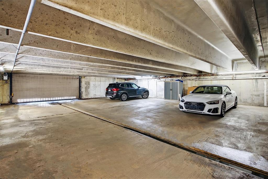 2 Parking spaces under unit.