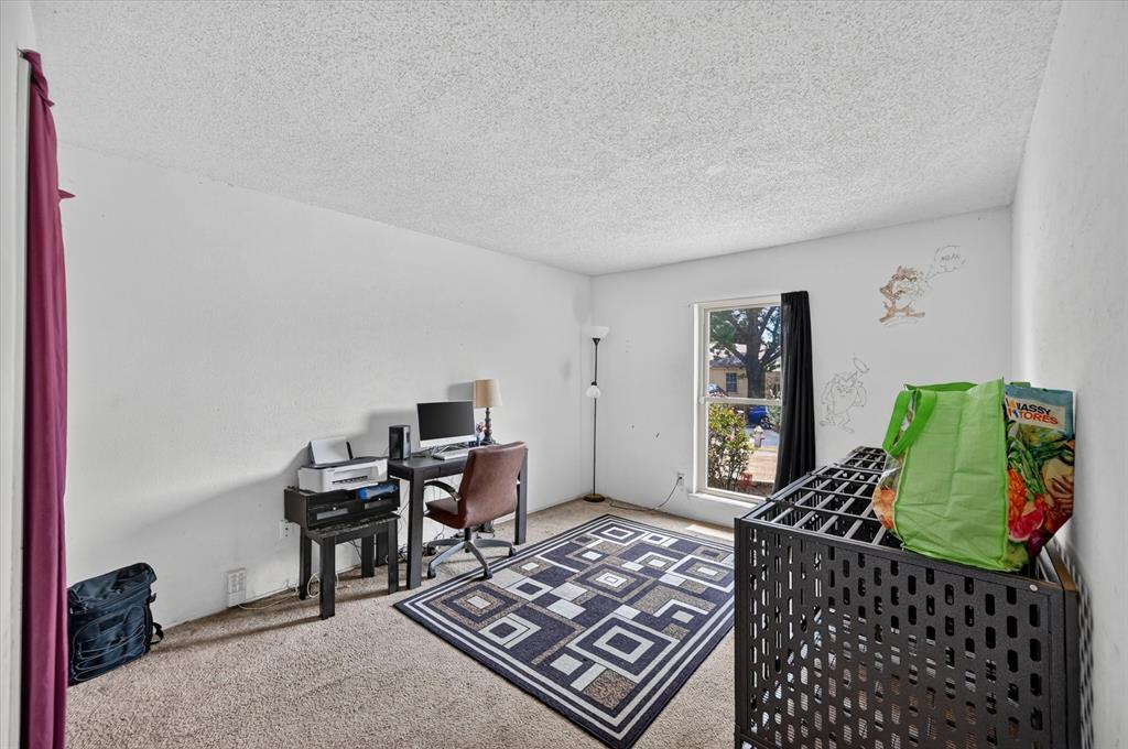 7131 Nutmeg Lane, Dallas, TX 75249