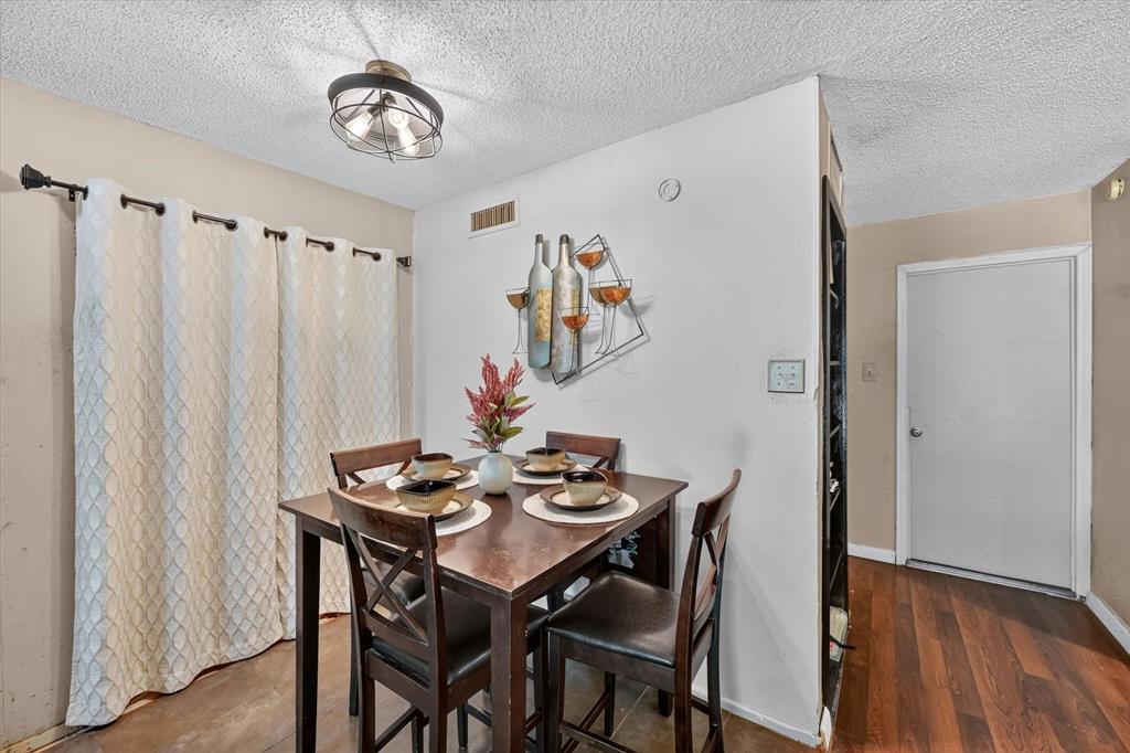 7131 Nutmeg Lane, Dallas, TX 75249