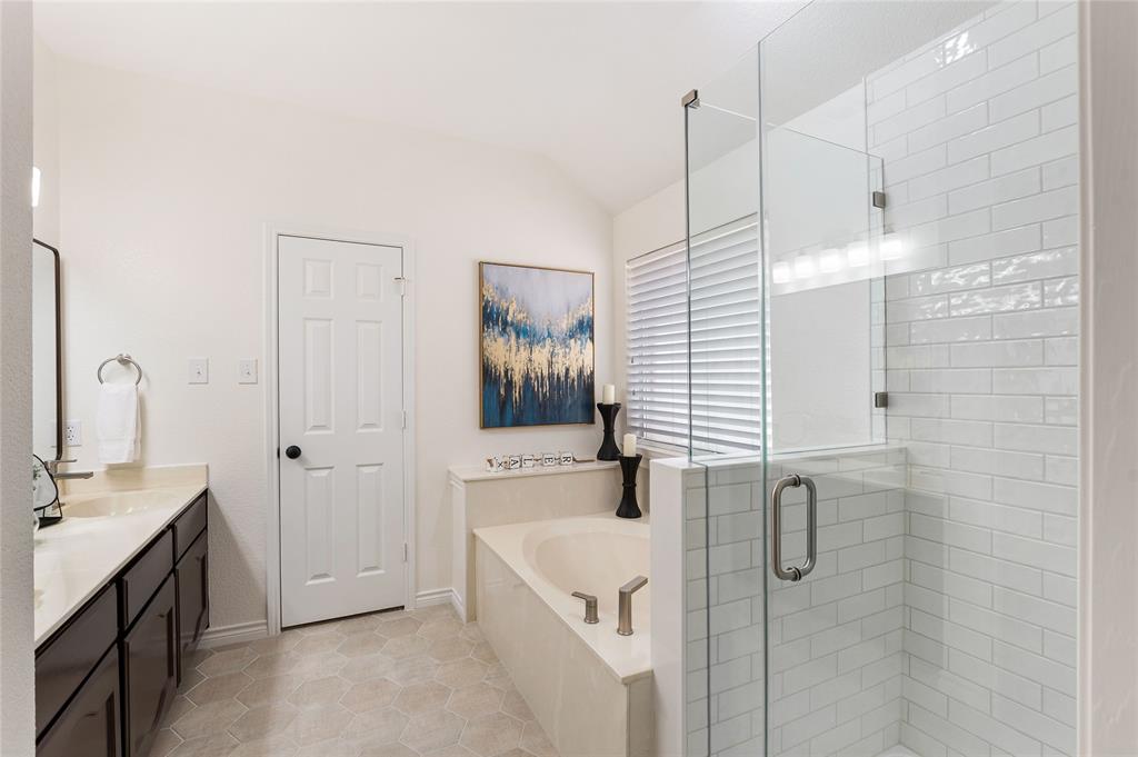 10231 Castle Drive, Frisco, TX 75035