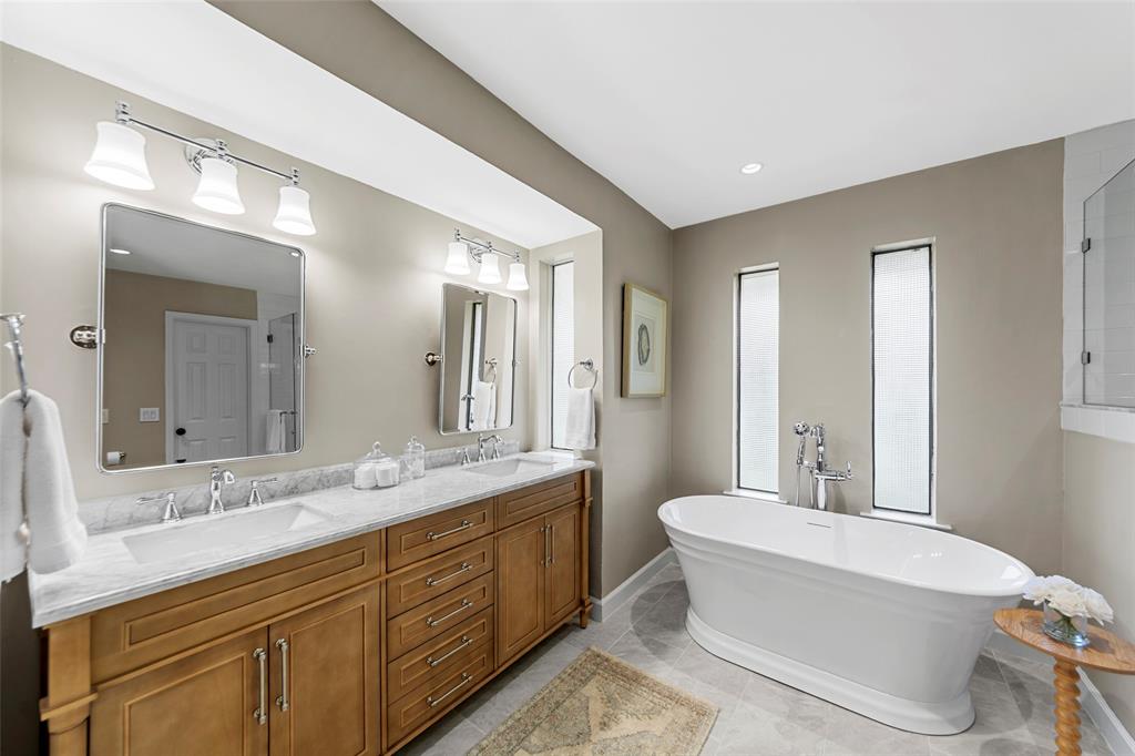 1800 Cross Bend Road, Plano, TX 75023