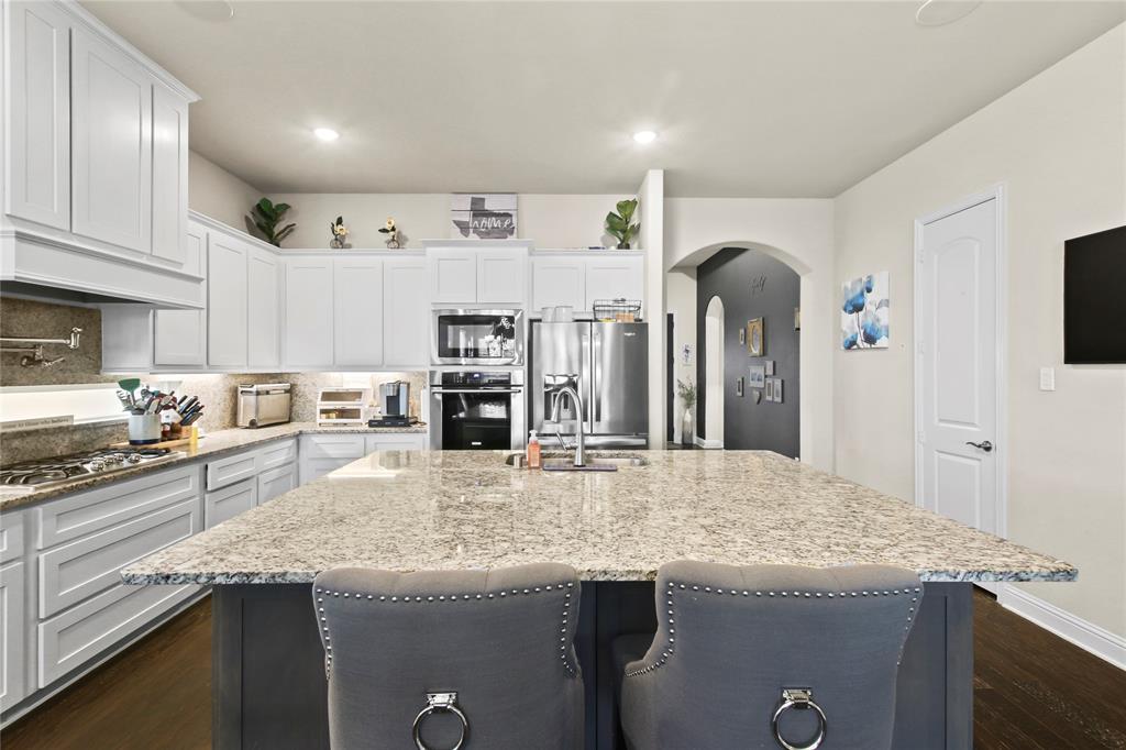 12505 Amesbury Way, Farmers Branch, TX 75234