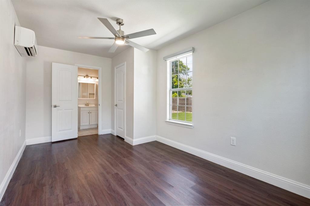 2744 Catherine Street, Dallas, TX 75211