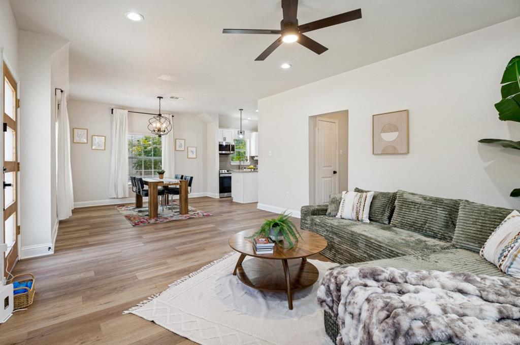 2744 Catherine Street, Dallas, TX 75211