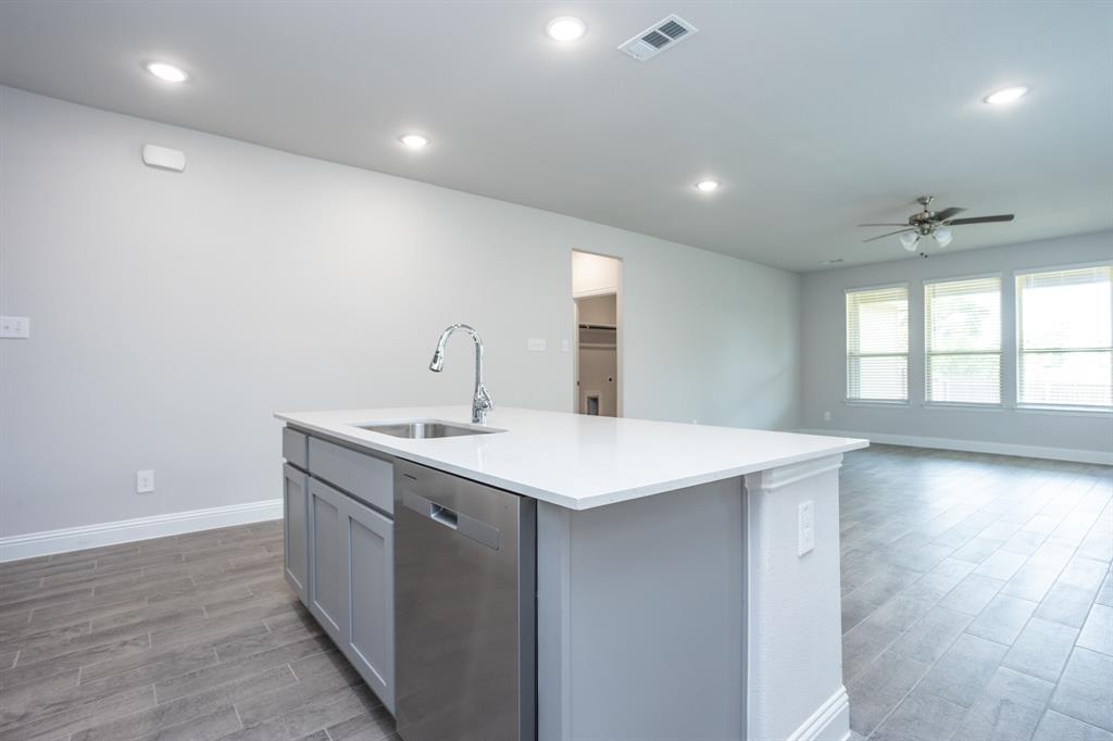 1557 Addison Drive, Lancaster, TX 75134