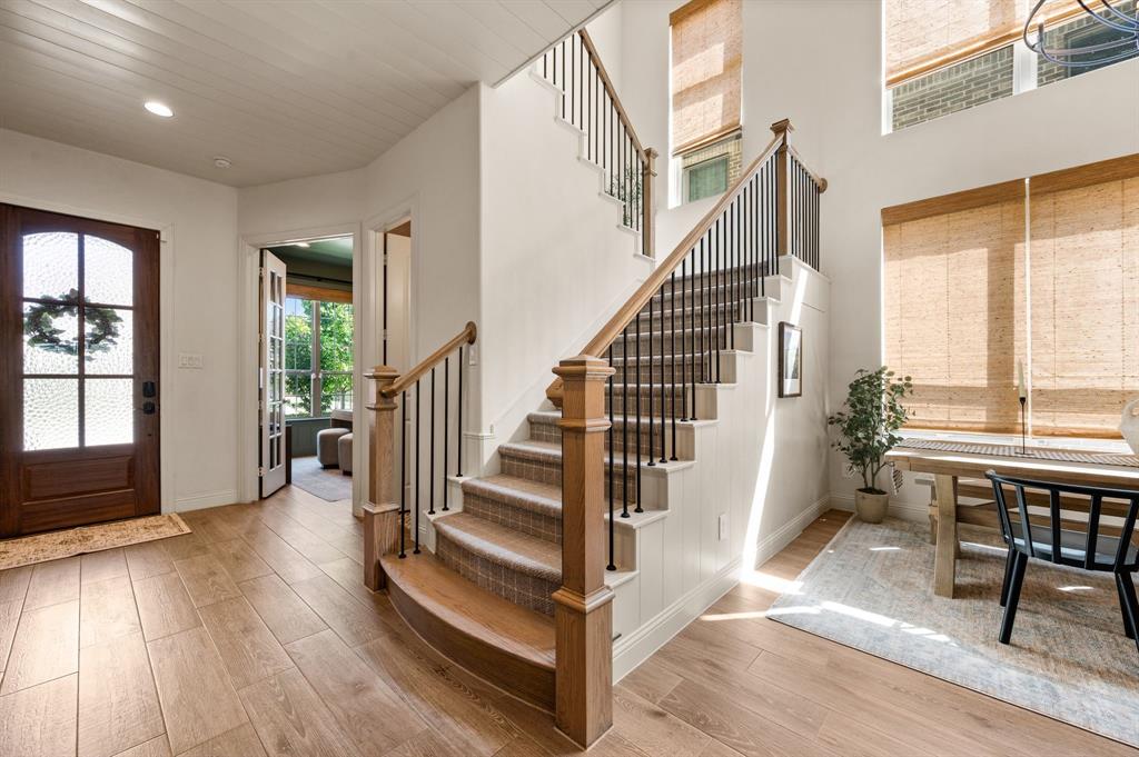 8226 Vitex Avenue, Dallas, TX 75252