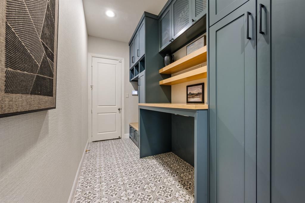 8226 Vitex Avenue, Dallas, TX 75252