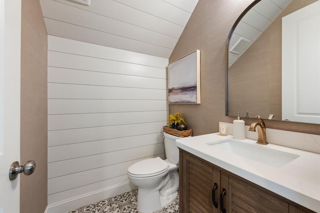 8226 Vitex Avenue, Dallas, TX 75252