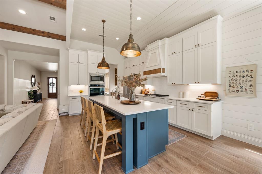 8226 Vitex Avenue, Dallas, TX 75252