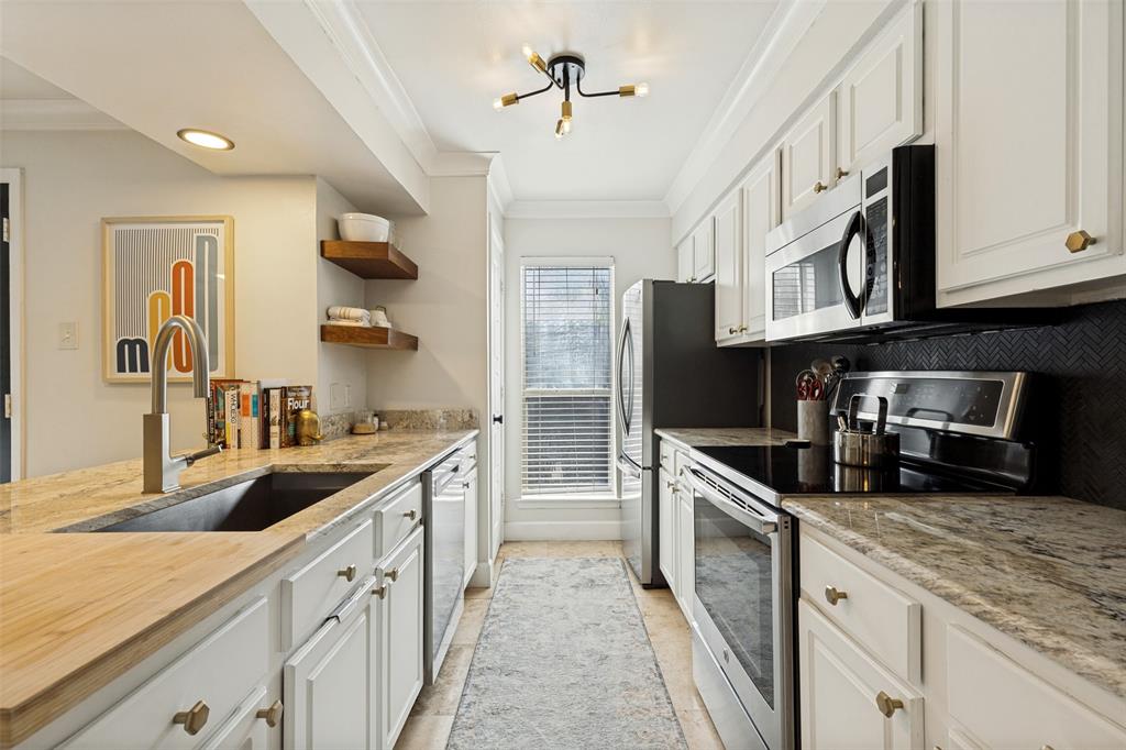 Dallas White Granite