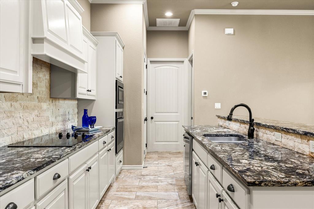 3503 Fountain Way, Granbury, TX 76049