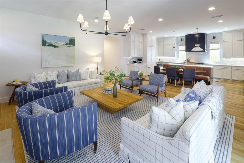 7407 Morton Street, Dallas, TX 75209