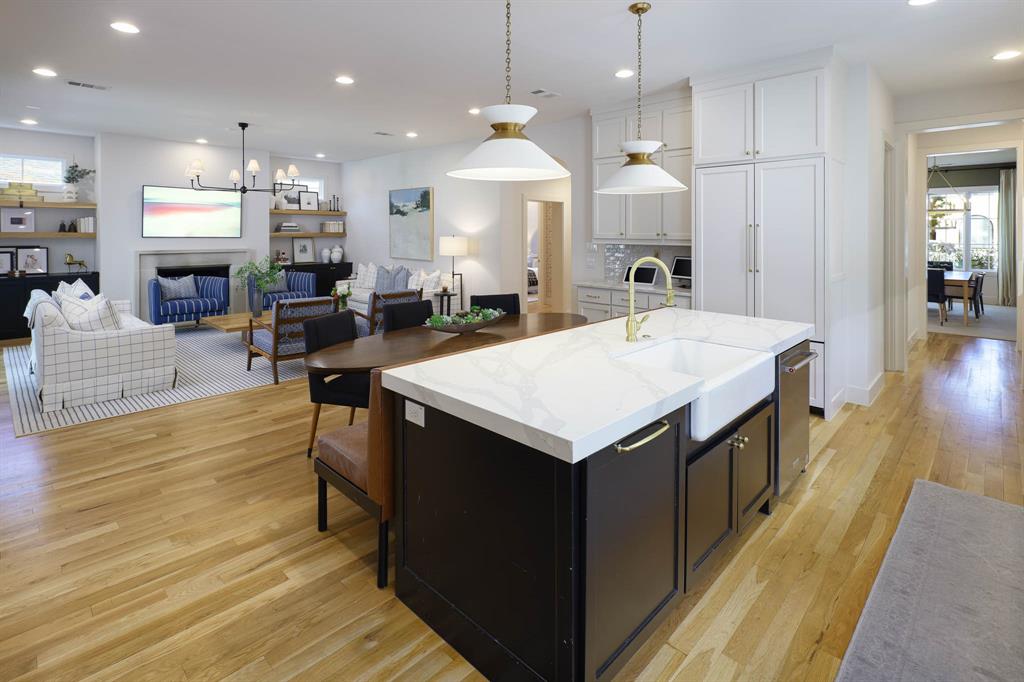 7407 Morton Street, Dallas, TX 75209