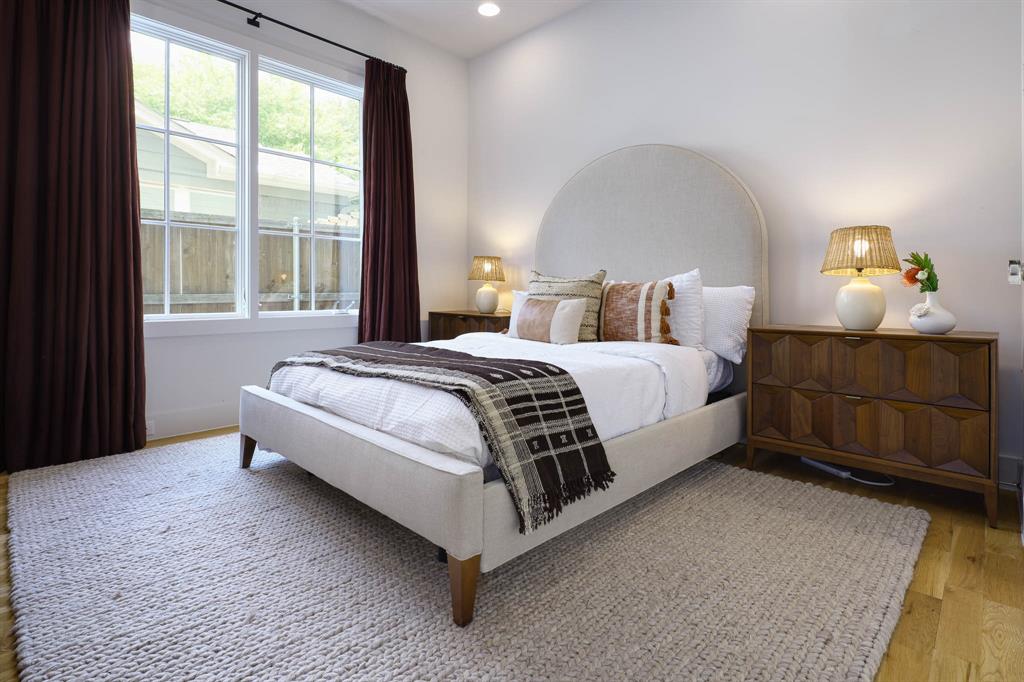 7407 Morton Street, Dallas, TX 75209