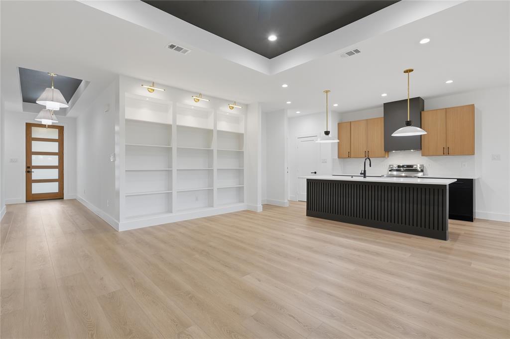 2638 Southland Street, Dallas, TX 75215