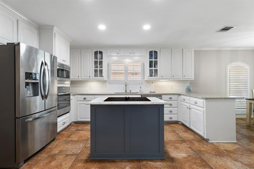 9604 Yellowstone Road, Waco, TX 76712