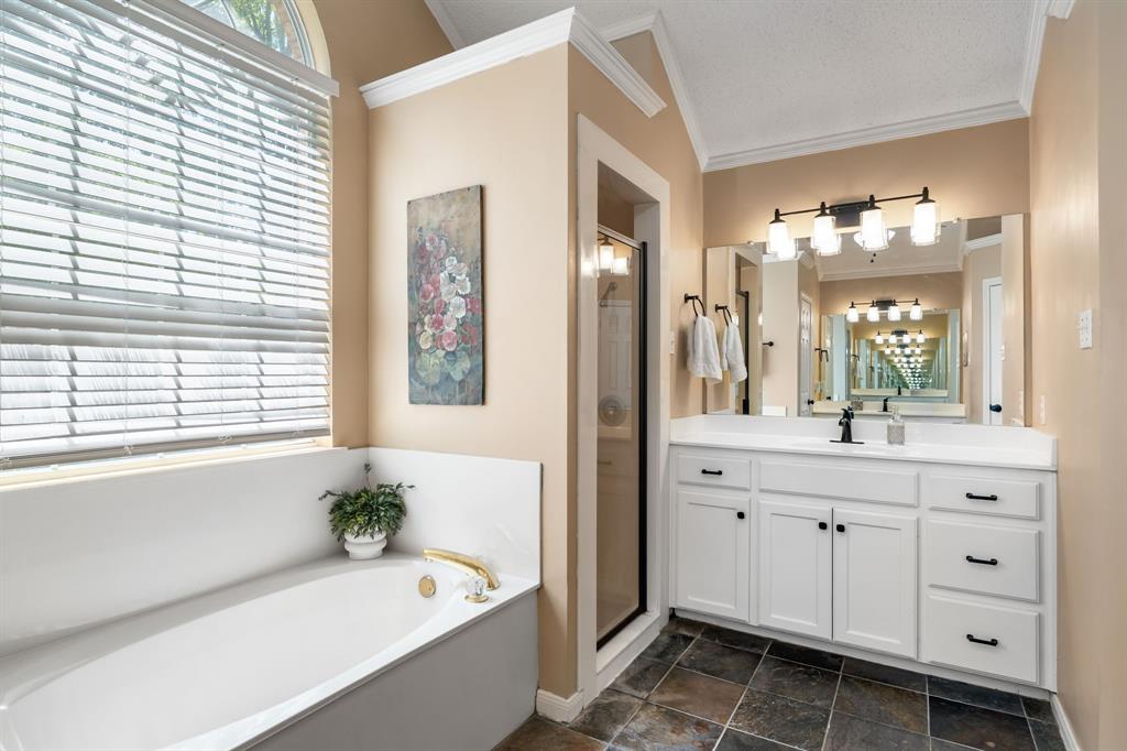 9604 Yellowstone Road, Waco, TX 76712