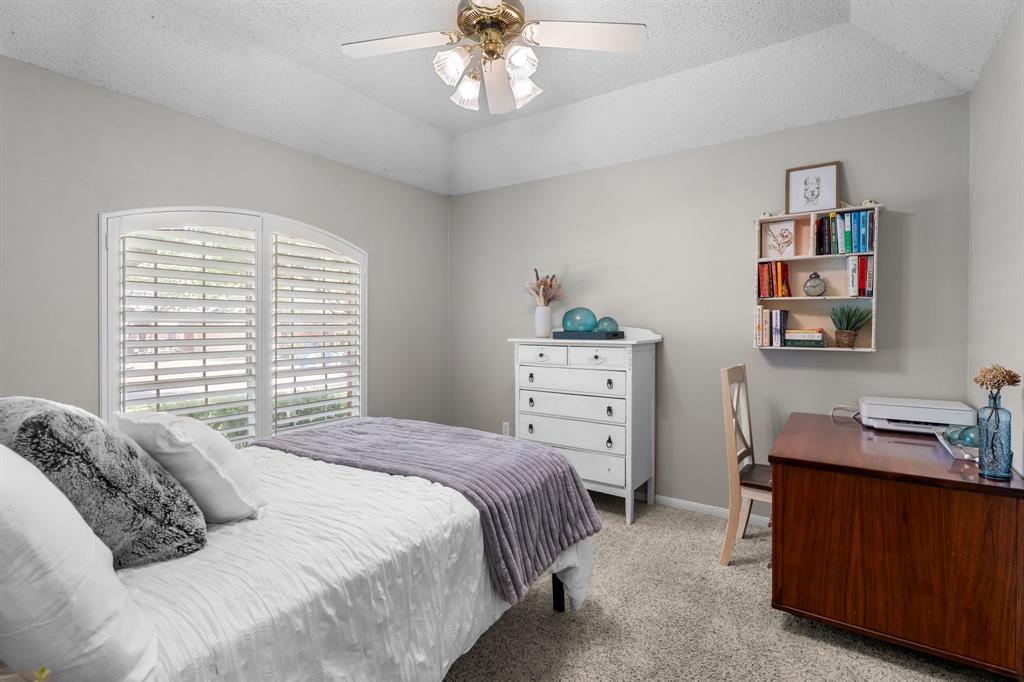 9604 Yellowstone Road, Waco, TX 76712