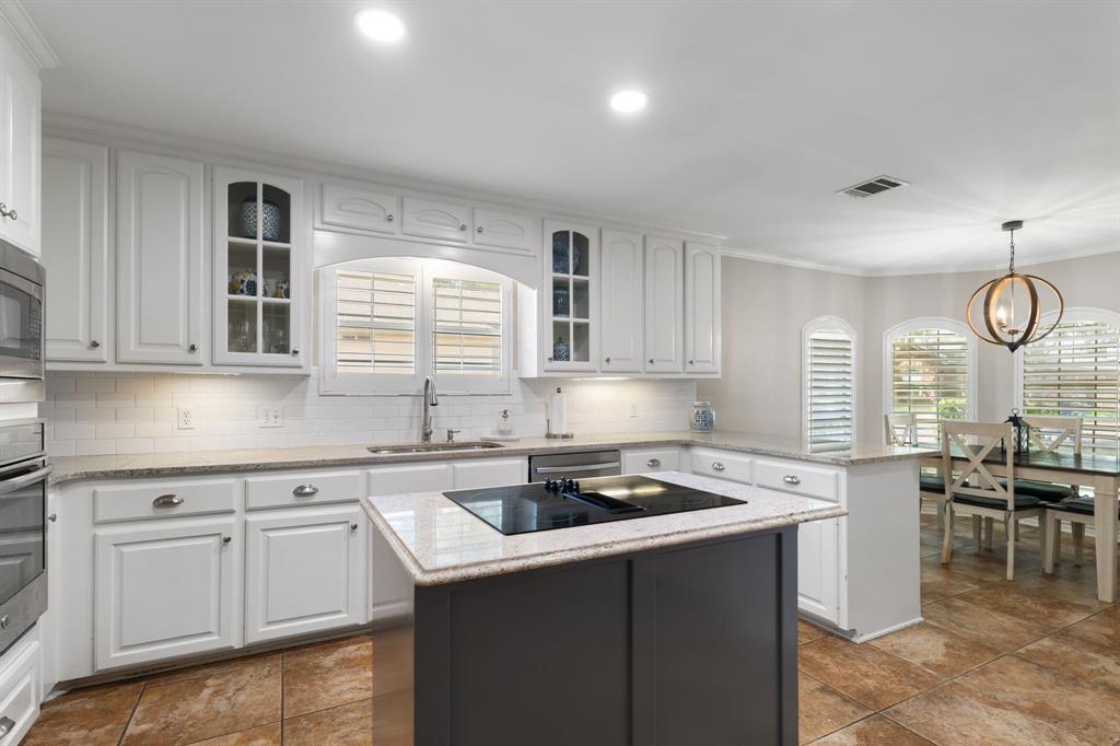 9604 Yellowstone Road, Waco, TX 76712