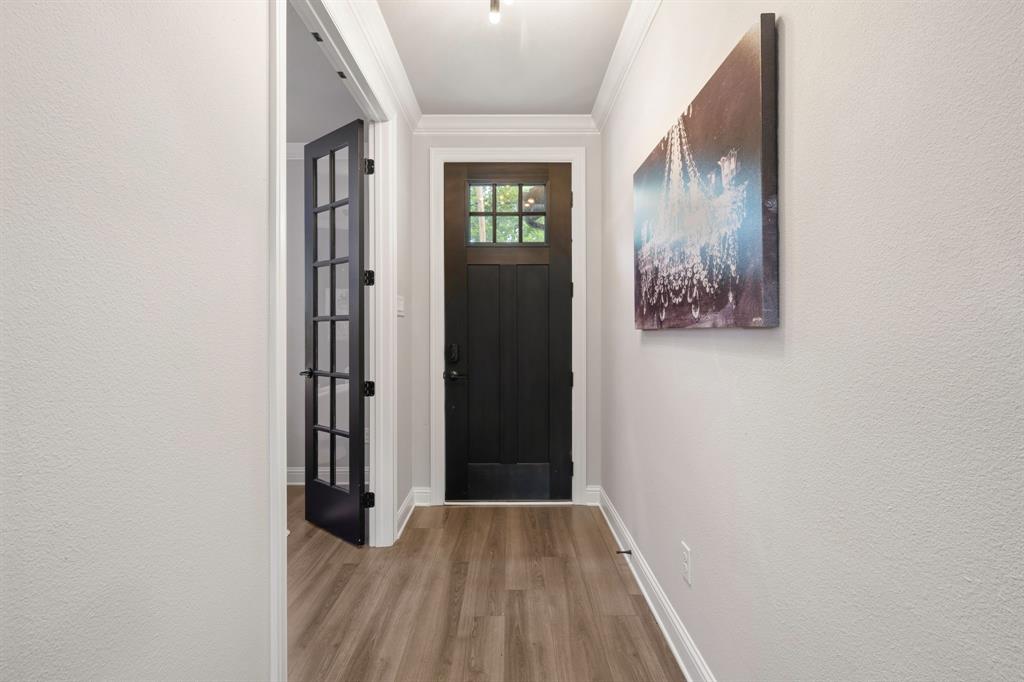 407 W Light Street, Waxahachie, TX 75165