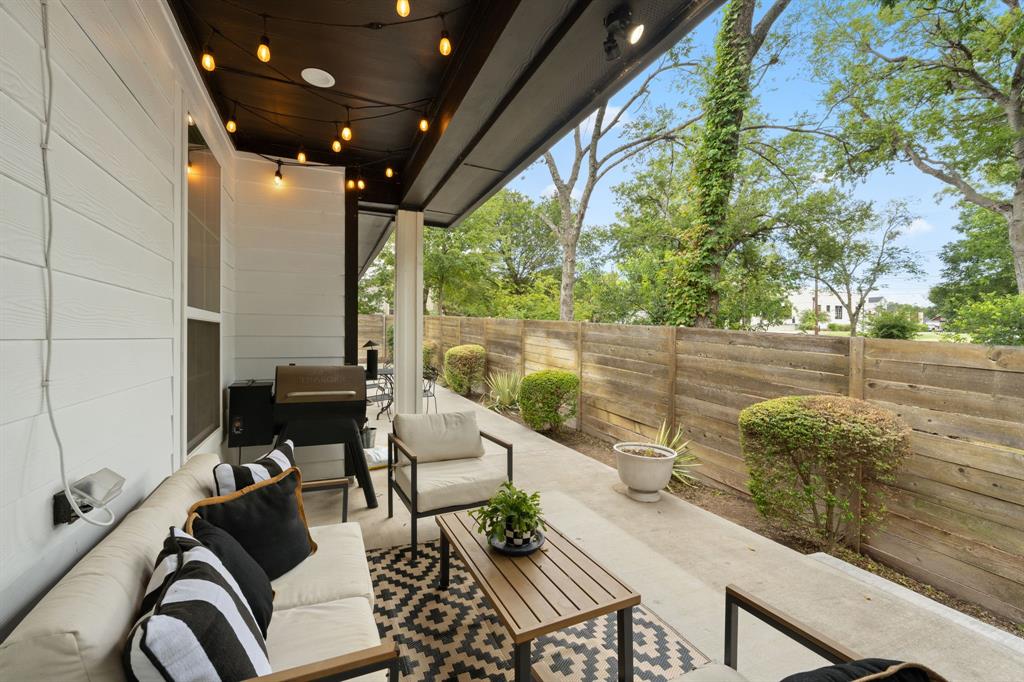 407 W Light Street, Waxahachie, TX 75165