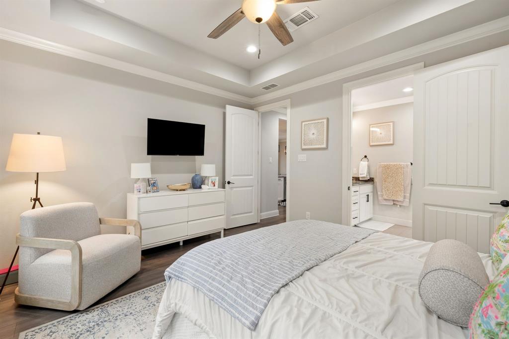 407 W Light Street, Waxahachie, TX 75165