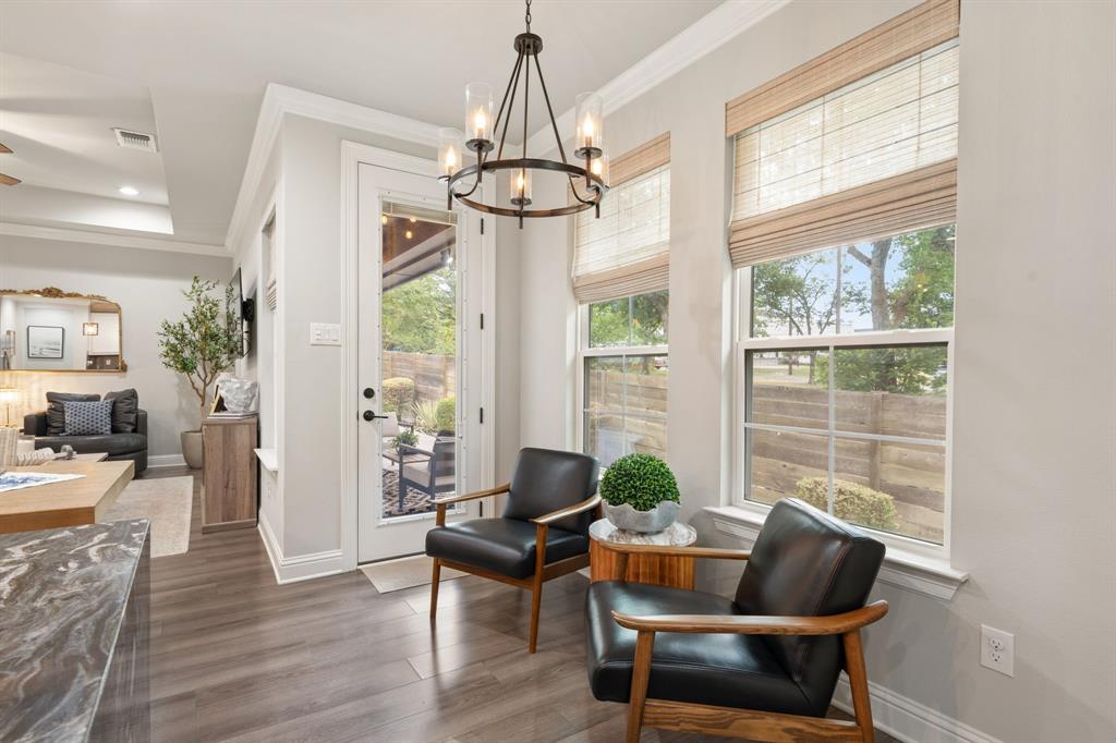 407 W Light Street, Waxahachie, TX 75165