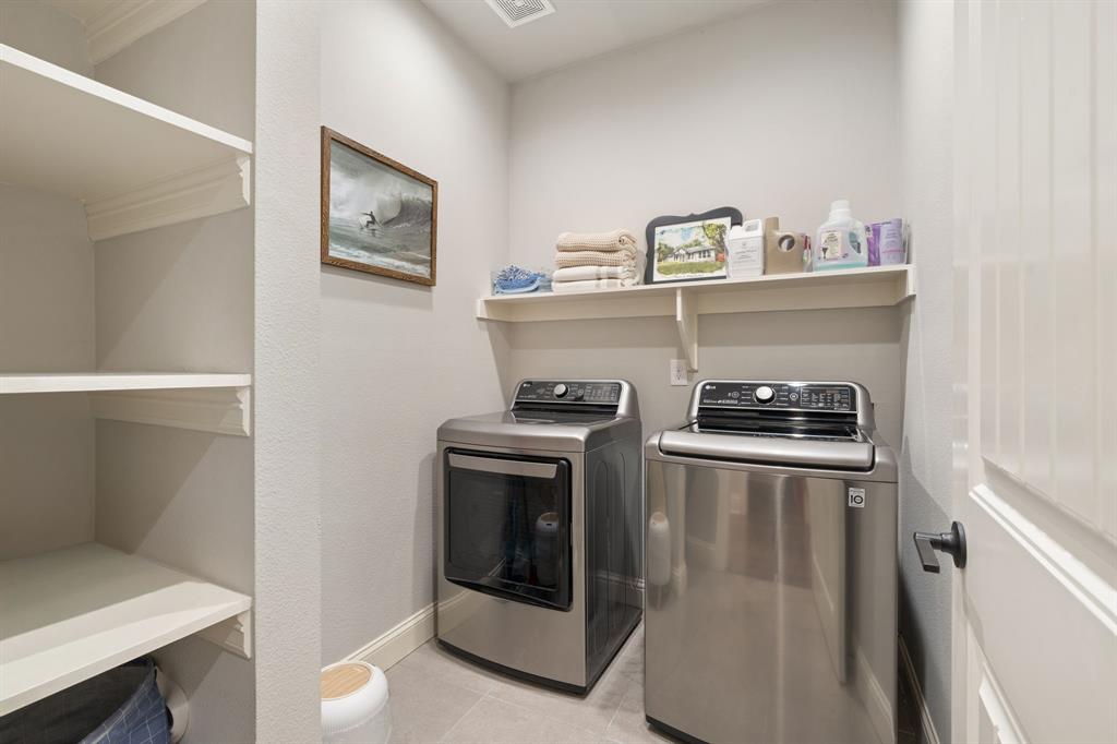 407 W Light Street, Waxahachie, TX 75165