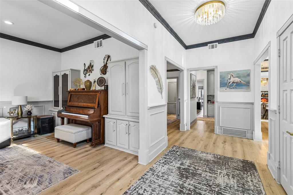 3706 Castle Drive, Rowlett, TX 75089