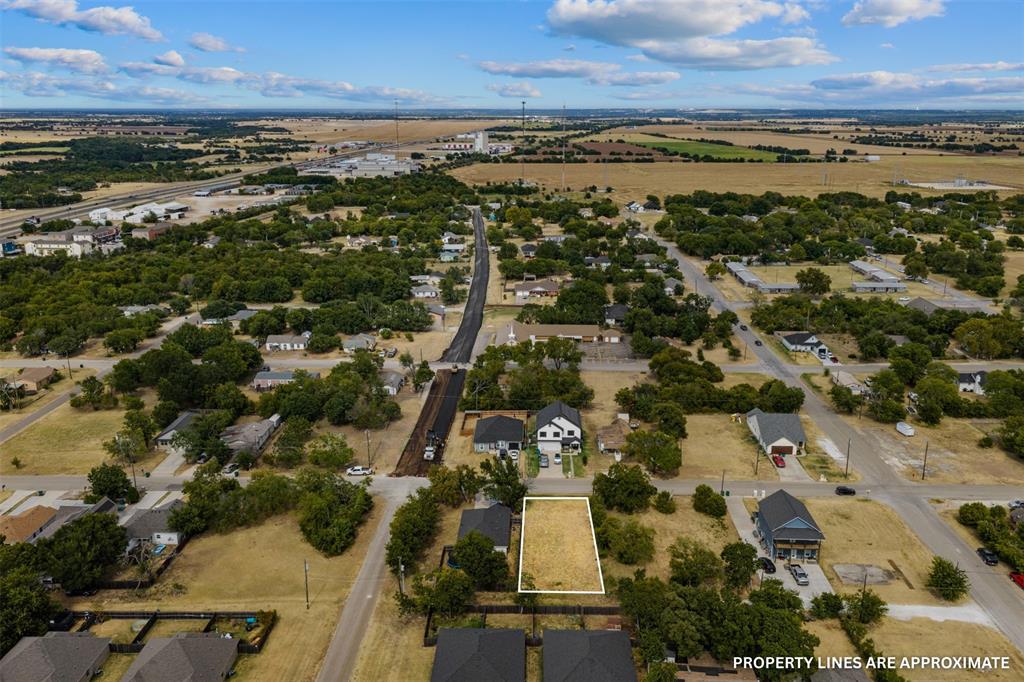 205 Garfield Street, McGregor, TX 76657