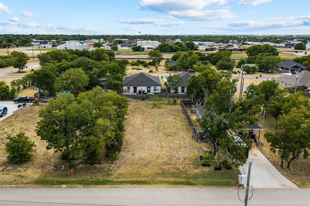 205 Garfield Street, McGregor, TX 76657