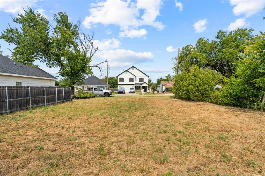205 Garfield Street, McGregor, TX 76657