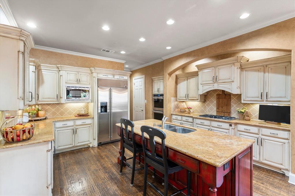 6808 Echo Canyon Drive, McKinney, TX 75072