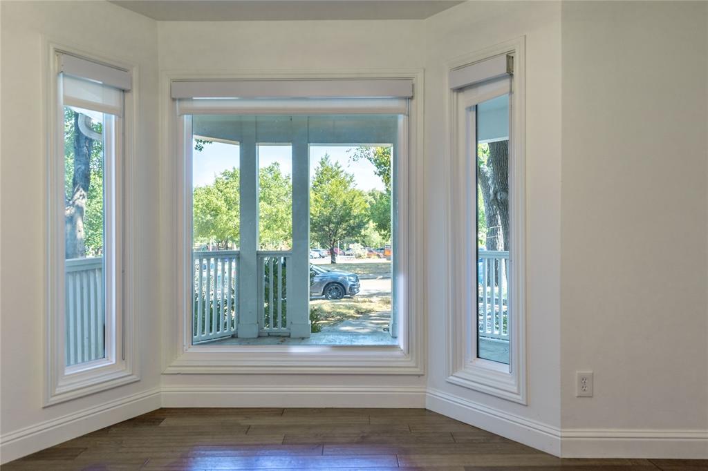 726 W Canty Street, Dallas, TX 75208