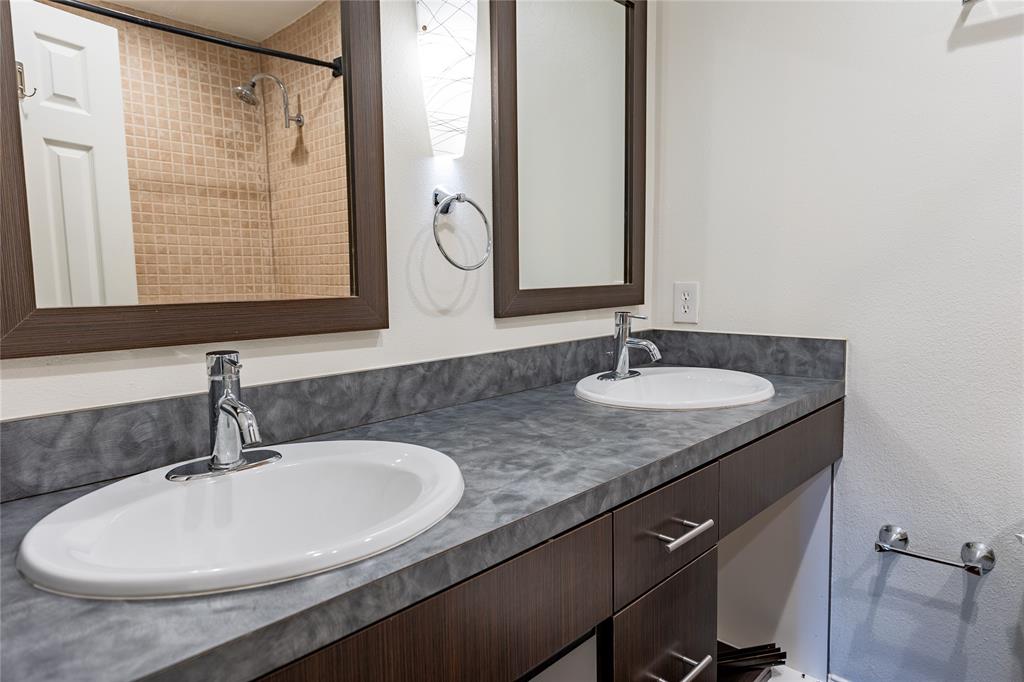 726 W Canty Street, Dallas, TX 75208