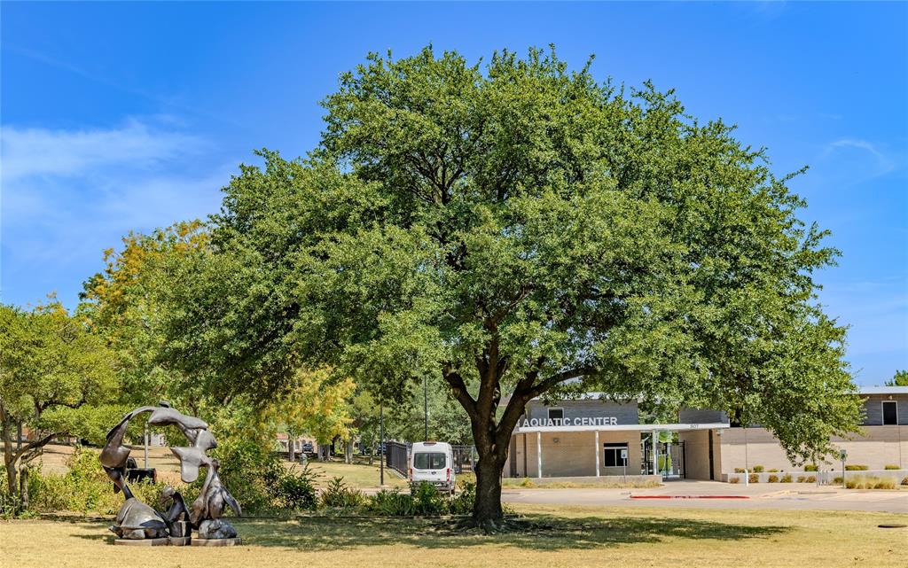 726 W Canty Street, Dallas, TX 75208