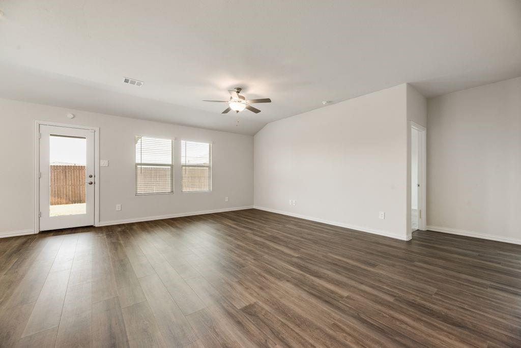 3904 High Valley Drive, Princeton, TX 75071