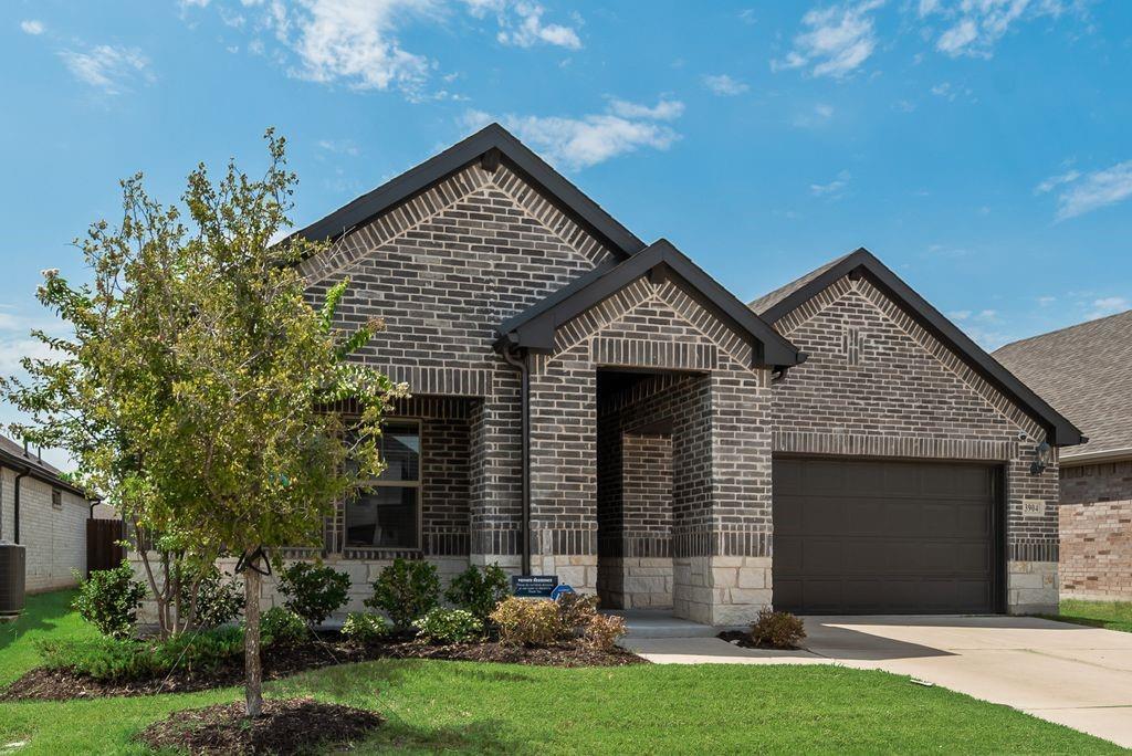 3904 High Valley Drive, Princeton, TX 75071