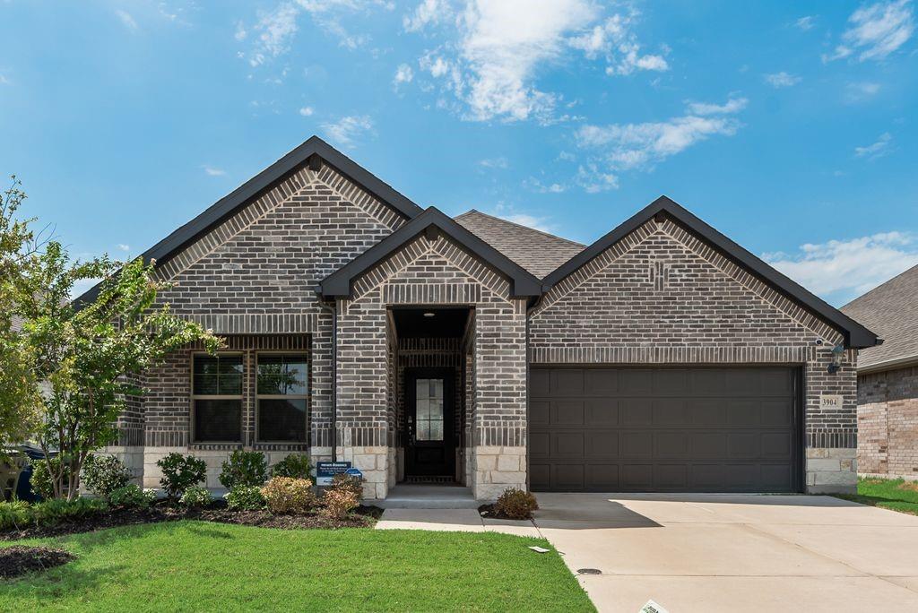 3904 High Valley Drive, Princeton, TX 75071
