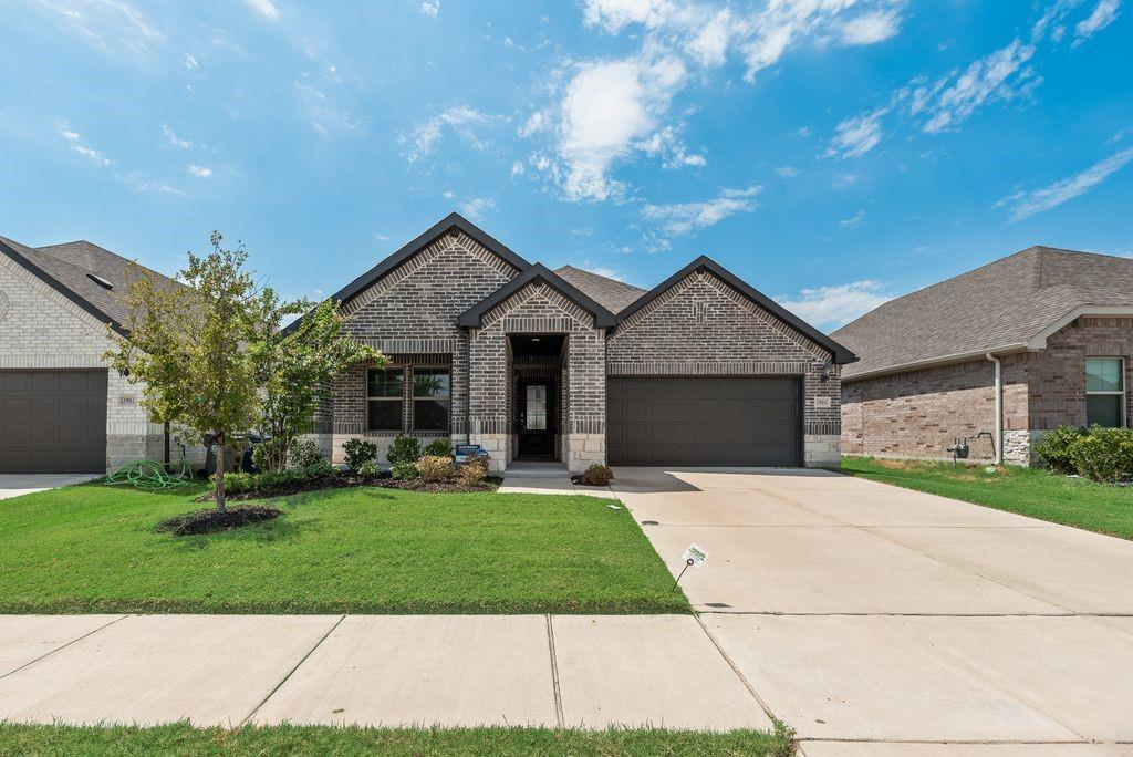 3904 High Valley Drive, Princeton, TX 75071