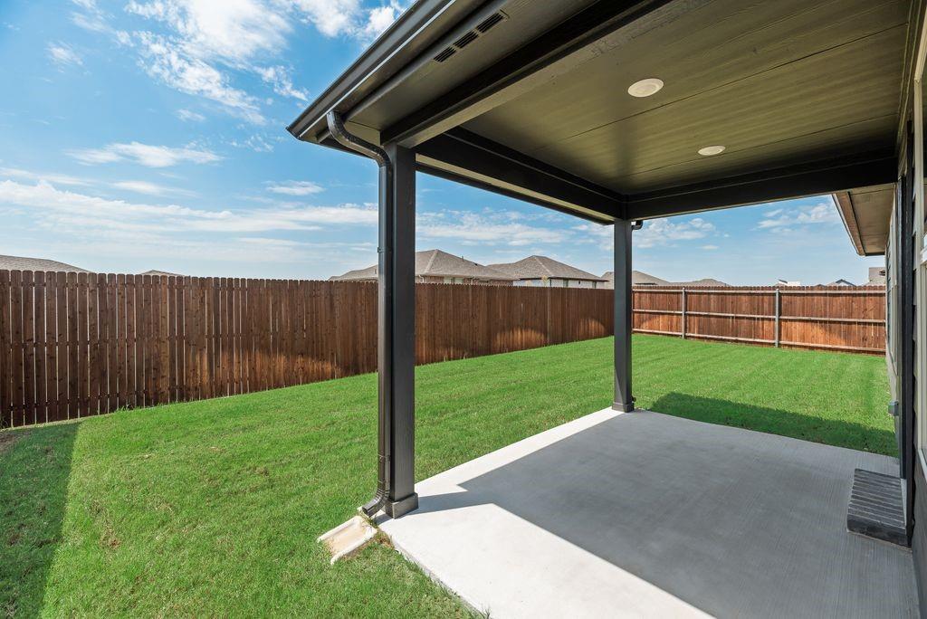 3904 High Valley Drive, Princeton, TX 75071