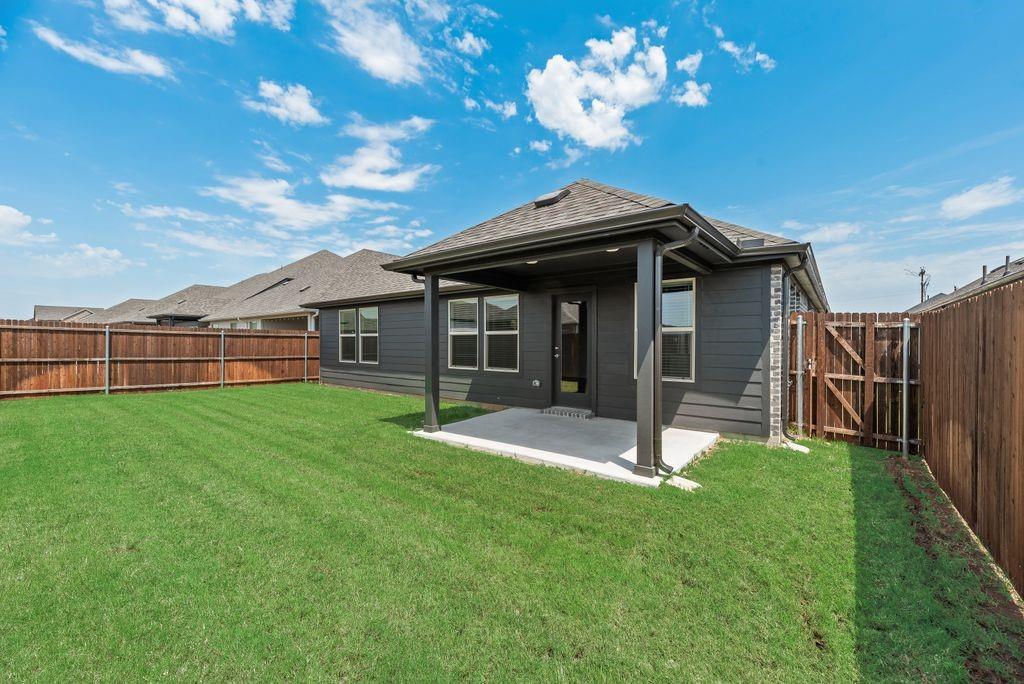 3904 High Valley Drive, Princeton, TX 75071