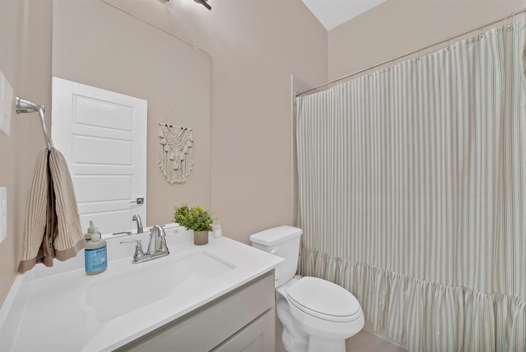 #1 secondary bathroom.