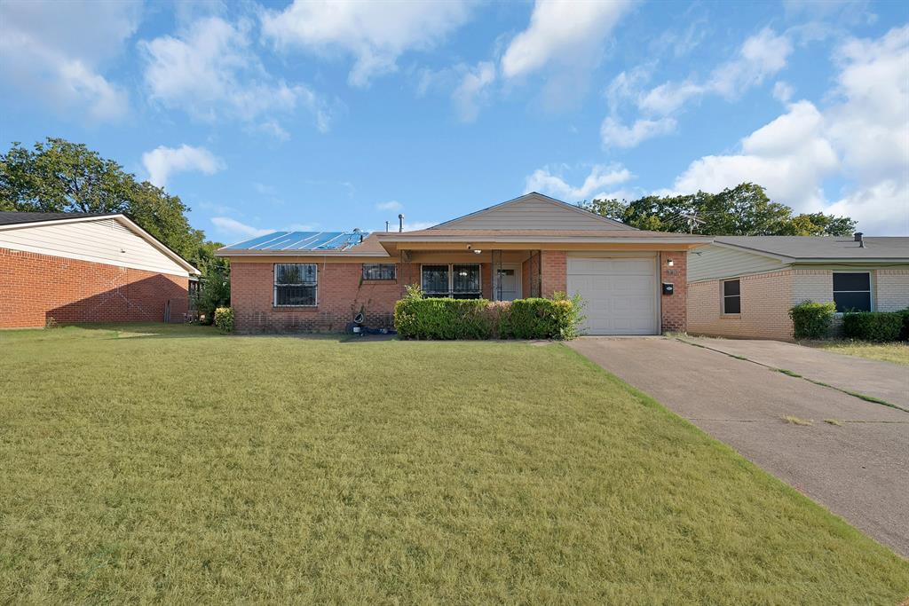840 Clearwood Drive, Dallas, TX 75232 840 Clearwood Drive, Dallas, TX 75232