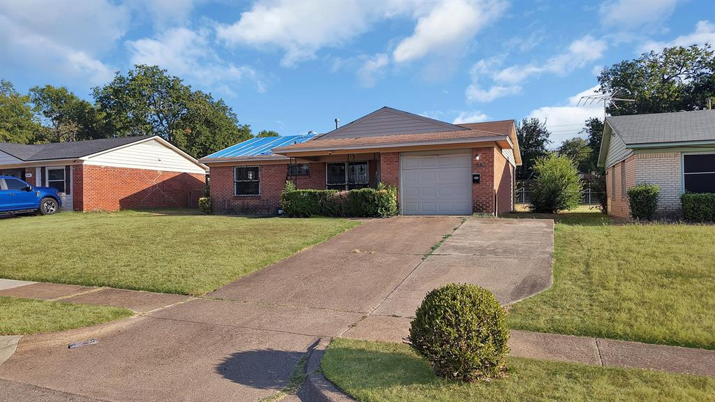 840 Clearwood Drive, Dallas, TX 75232 840 Clearwood Drive, Dallas, TX 75232